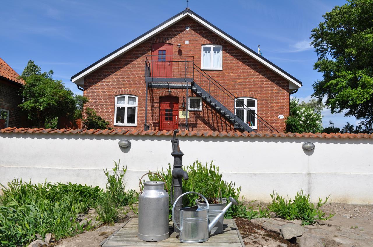 Villa Sandby B&B Borrby 외부 사진